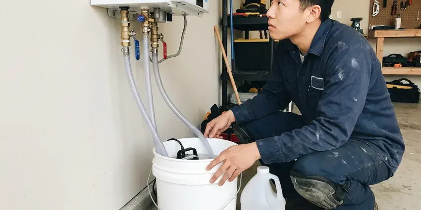 Tankless Water Heater Maintenance in Albuquerque